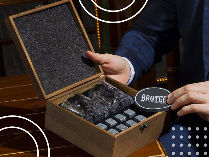 Promotional giveaways, corporate gifts, fundraiser items, and school spirit items are some of the main swag types.